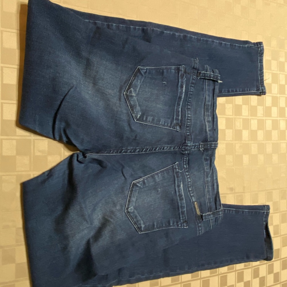 EUC KanCan Skinny Jeans Size 9/10 Dark‎ wash 28 X 30 Cotton Blend Mid Rise
